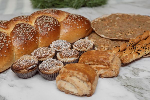 Pâtisserie Armenia - Lahmajoun Montreal by null