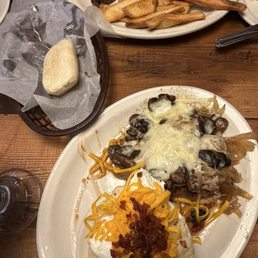 8oz Hand-Cut Sirloin* Smothered & Loaded Mashed Potatoes