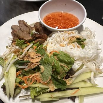 Pho Cafe - Bunh with pork - Vietnamese Near Me - Louisville, Kentucky