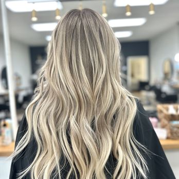 Lauren Carlson - Hair Stylists Near Me - Vacaville, California Lauren Carlson - Hair Stylists Near Me - Vacaville, California