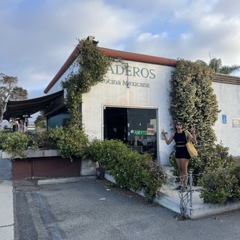Maderos Cocina Mexicana - Mexican Near Me - Redondo Beach, California
