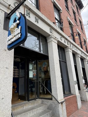 Captain Sam's Ice Cream by null