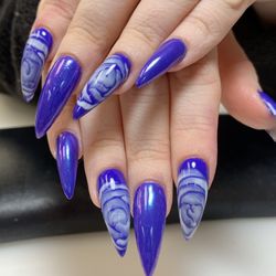 Lotus Nails - Acrylic fill