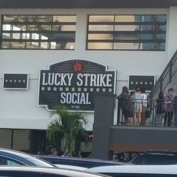 Lucky Strike Honolulu - Arcades Near Me - Honolulu, Hawaii Lucky Strike Honolulu - Arcades Near Me - Honolulu, Hawaii