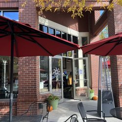 Color Coffee Roasters - Patio