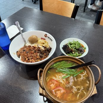 Hunan Mifen Lawrence - black tofu, special rice noodles, rice bowl - Chinese Near Me - Sunnyvale, California