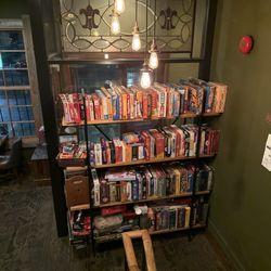 Stout Irish Pub - Games!