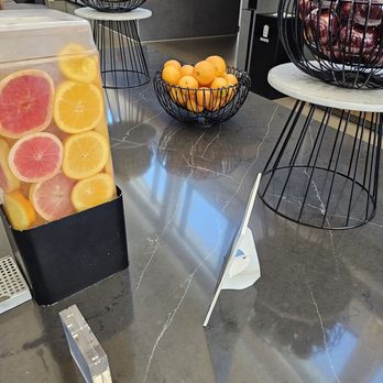 United Polaris Lounge - Airport Lounges Near Me United Polaris Lounge - Airport Lounges Near Me