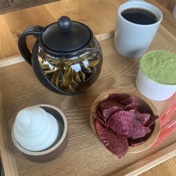 Cafe Mixx - Hot Jasmine Flower Tea, Milk Soft Serve Ice Cream, Purple Potato Chips, Coffee, Matcha Tiramisu - Cafeteria Near Me - Suwanee, Georgia