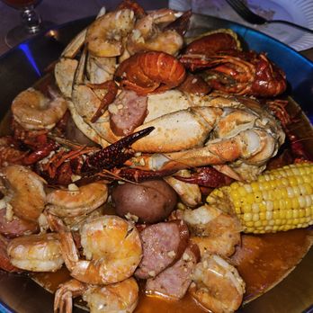 Surfing Crab - Cowboy special with old bay & garlic butter (Medium spicy level) - Seafood Near Me - Escondido, California Surfing Crab - Cowboy special with old bay & garlic butter (Medium spicy level) - Seafood Near Me - Escondido, California