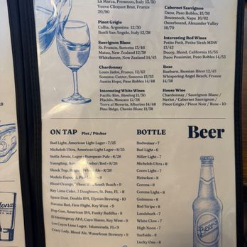 Alonzo's Oyster Bar - Seafood Near Me - Key West, Florida