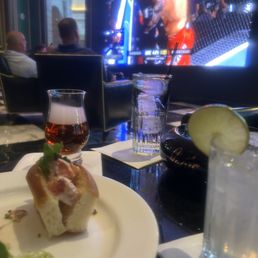 Old fashion, lobster roll, peach margarita