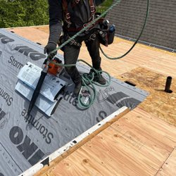 Cherry Roofing - Workers using harnesses