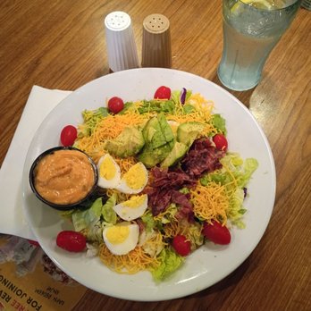 Denny's - Cobb Salad w/Egg, Turkey Bacon, Cheddar Cheese, Grape Tomatoes, Crisp Ice urg - Diners Near Me - Joplin, Missouri