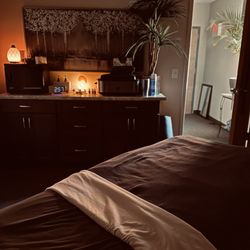 Back and Body MLI - Massage Room