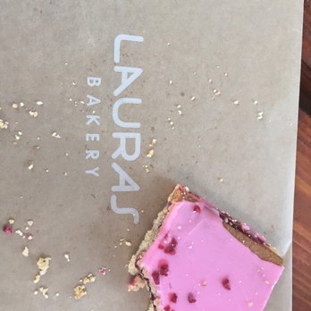 Lauras Bakery - Desserts Near Me - København K, 84