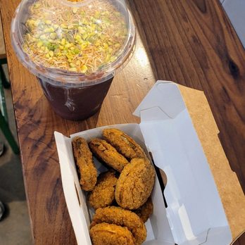 Shake Shack Ladue Crossing - Dubai Shake and Fried Pickles - Burgers Near Me - Saint Louis, Missouri Shake Shack Ladue Crossing - Dubai Shake and Fried Pickles - Burgers Near Me - Saint Louis, Missouri