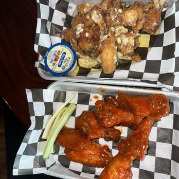 Marley's Gotham Grill - Bars Near Me - Hackettstown, New Jersey