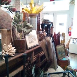 Werking Design and Decor - Inside of store