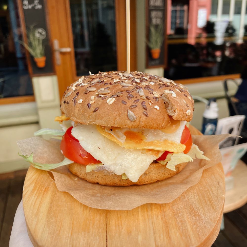 Velo Cafe - Grilled halloumi breakfast sandwich - Cafes Near Me - Interlaken, BE Velo Cafe - Grilled halloumi breakfast sandwich - Cafes Near Me - Interlaken, BE