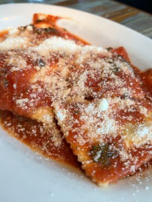 Mirko Pasta by null