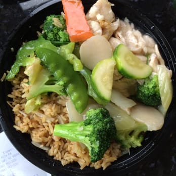 China Town - Veggies are So Fresh!! Not over cooked, with so much crunch to them still. *note, this pic is deceiving, the lunch portion was BIG!! - Chinese Near Me - Washington, Michigan