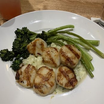 Seasons 52 - Caramelized Grilled Sea Scallops - the scallops are so so good and the goat cheese risotto it out of this world! I highly recommend! - New American Near Me - Jacksonville, Florida Seasons 52 - Caramelized Grilled Sea Scallops - the scallops are so so good and the goat cheese risotto it out of this world! I highly recommend! - New American Near Me - Jacksonville, Florida
