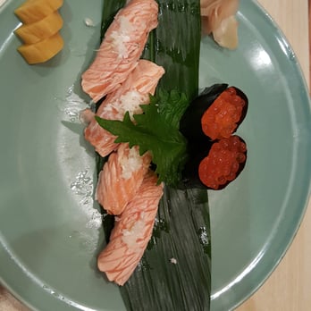 見城日本料理 - Slightly roasted salmon sushi, Ikura sushi. - Japanese Near Me - Hong Kong, HK