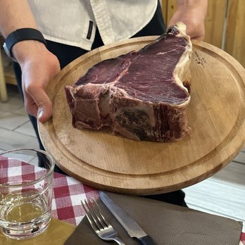 Osteria Dell'Osso - The steak 1.6 kg - Steakhouses Near Me - Florence, FI Osteria Dell'Osso - The steak 1.6 kg - Steakhouses Near Me - Florence, FI