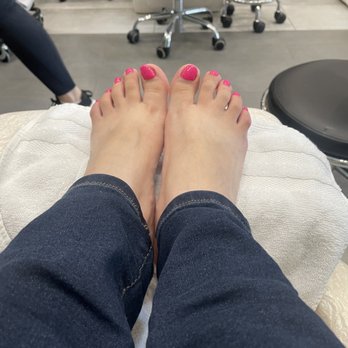 Executive Nails & Spa - Rosenberg - Shellac finish (I think that's how you spell that) - Nail Salons Near Me - Rosenberg, Texas Executive Nails & Spa - Rosenberg - Shellac finish (I think that's how you spell that) - Nail Salons Near Me - Rosenberg, Texas