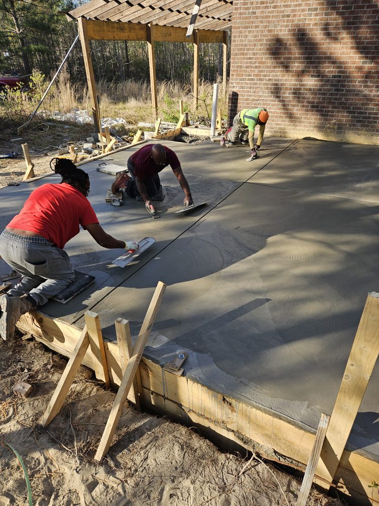 Slide of Xclusive Homes