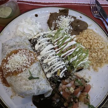 Charrito's Restaurant - Tijuana - Mexican Near Me - Weehawken, New Jersey