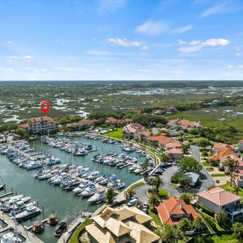 Kim Devlin Team - St Augustine Realtor - St Augustine Florida Penthouse Condo for Sale with Sweeping views of the Marina, Intracoastal Waterway and Ocean - Real Estate Agents Near Me - St. Augustine, Florida