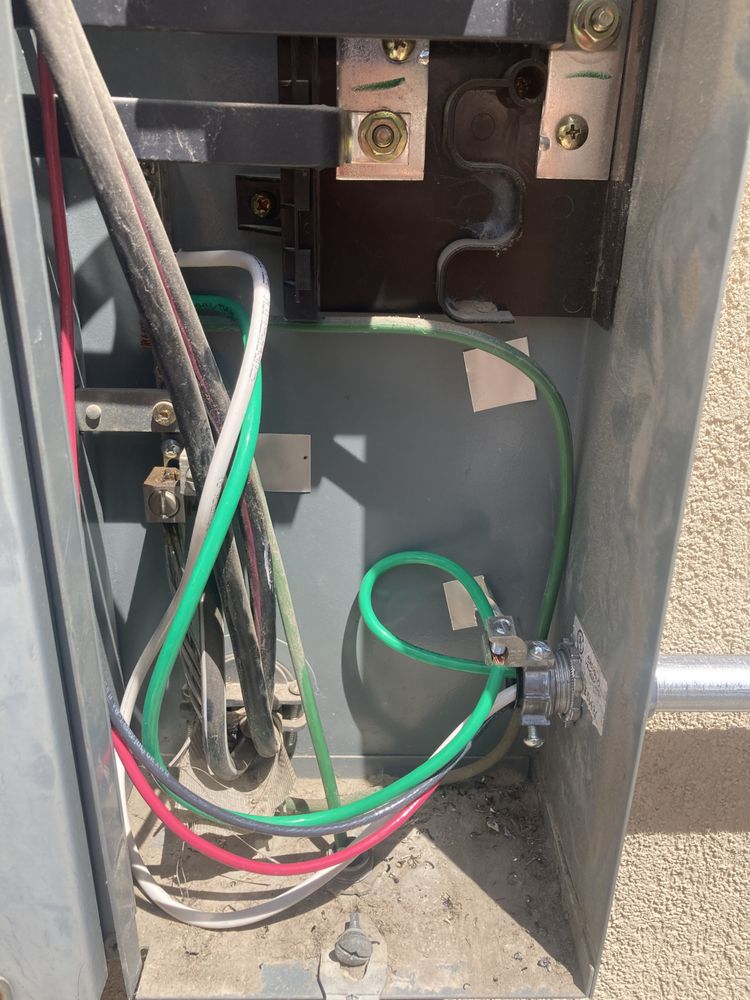 Slide of 2 Cousins Construction