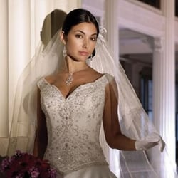 Custom and catalogue wedding and Quinceanera gowns.