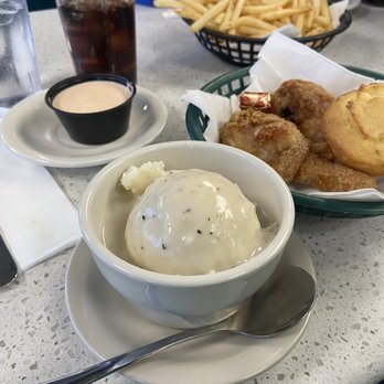 Lucky Wishbone - Junior chicken meal with mashed potatoes and gravy - Burgers Near Me - Anchorage, Alaska