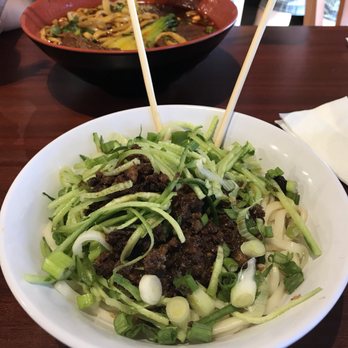 Corner Beef Noodle House - Dry Noodle with Minced Pork - Taiwanese Near Me - El Monte, California Corner Beef Noodle House - Dry Noodle with Minced Pork - Taiwanese Near Me - El Monte, California