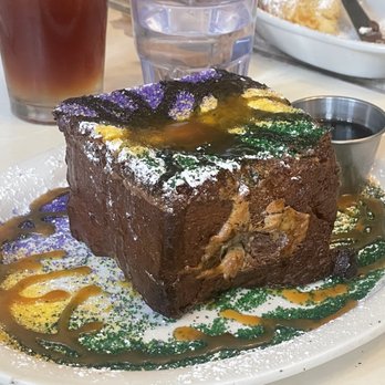 Toast - King cake French toast - Breakfast & Brunch Near Me - New Orleans, Louisiana Toast - King cake French toast - Breakfast & Brunch Near Me - New Orleans, Louisiana