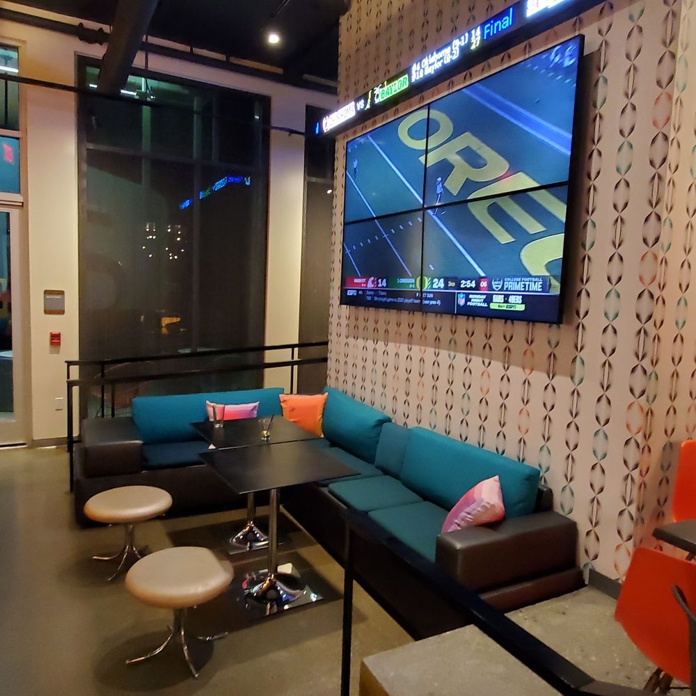 W XYZ Bar - Lots of seating options - Cocktail Bars Near Me - San Jose, California W XYZ Bar - Lots of seating options - Cocktail Bars Near Me - San Jose, California