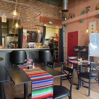 Fernando's Cali Kitchen - Glad we arrived promptly at 11am as every seat was taken by noon. - Mexican Near Me - Yuba City, California Fernando's Cali Kitchen - Glad we arrived promptly at 11am as every seat was taken by noon. - Mexican Near Me - Yuba City, California
