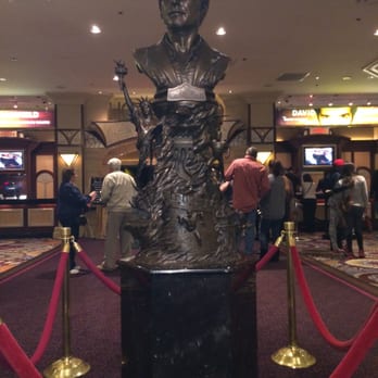 David Copperfield - His statue at the entrance of the showroom. - Magicians Near Me - Las Vegas, Nevada David Copperfield - His statue at the entrance of the showroom. - Magicians Near Me - Las Vegas, Nevada