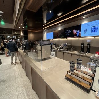 CHAGEE - Interior - Coffee & Tea Near Me - Glendale, California