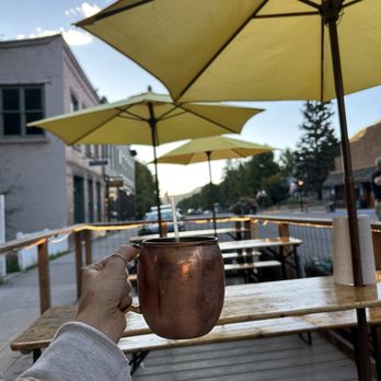 Steamies Burger Bar - Burgers Near Me - Telluride, Colorado