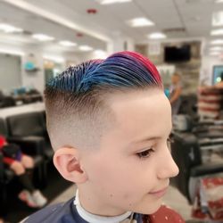 Monti's Barbershop