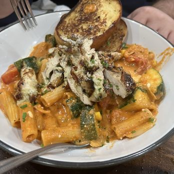 Gina's Kitchen +Catering - Grilled Chicken Rigatoni. Full of flavor! - Breakfast & Brunch Near Me - Rancho Cucamonga, California