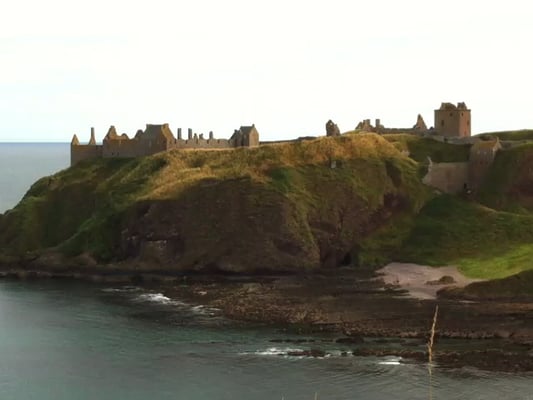 Dunnottar Castle by null