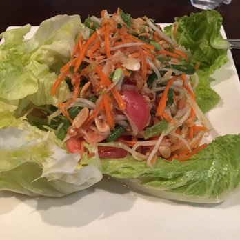 Turmeric Thai Kitchen - Papaya salad - Thai Near Me - La Jolla, California Turmeric Thai Kitchen - Papaya salad - Thai Near Me - La Jolla, California