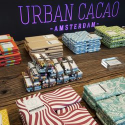 Urban Cacao - Chocolate bars with tasters in front so you know what you're buying!