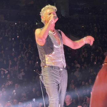 Crypto Arena - Voice of an angel, he has. - Stadiums & Arenas Near Me - Los Angeles, California