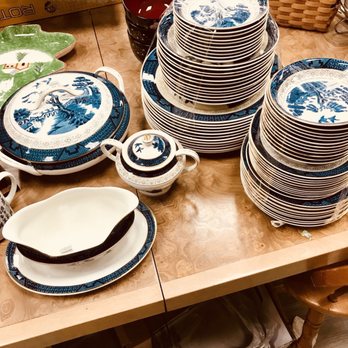 Goodwill - Thrift Stores Near Me - Long Beach, California